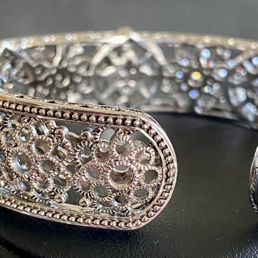 Judith Ripka bracelet - Picture 4 of 13